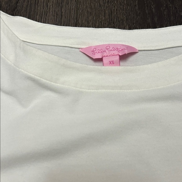 Lilly Pulitzer Classic Off White Top with Ruffled Short sleeves - Picture 3 of 5